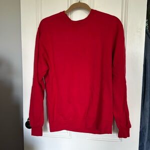 Fruit of the Loom red sweater Size M